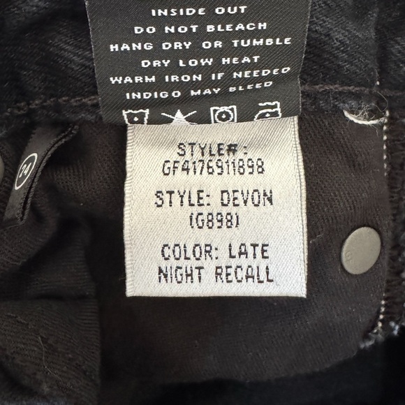 GRLFRND • Devon Boyfriend Jean in Late Night Recall - Picture 10 of 12